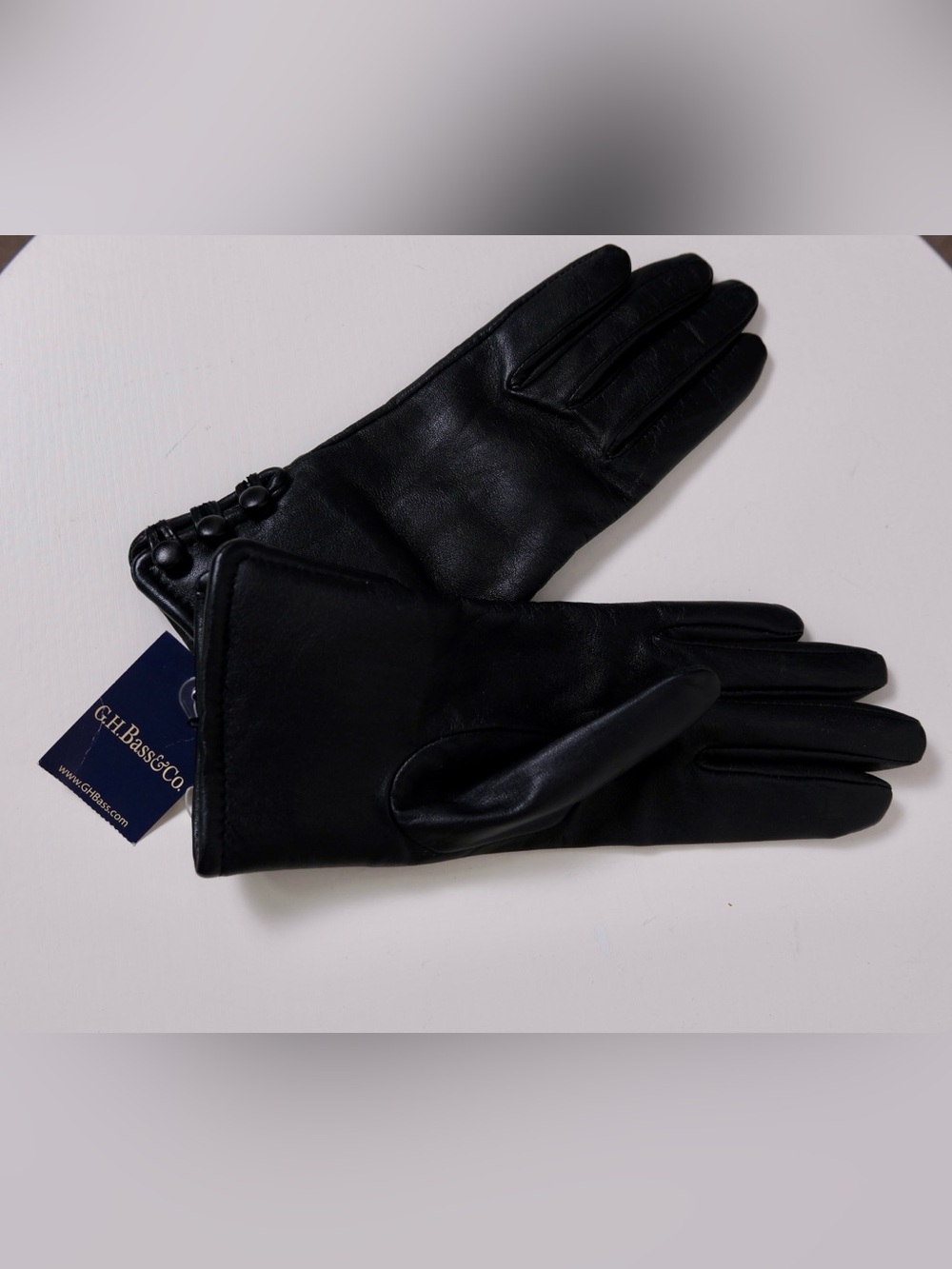 NWT G.H. Bass & Co. Black Genuine Leather Gloves Size Small MSRP $90